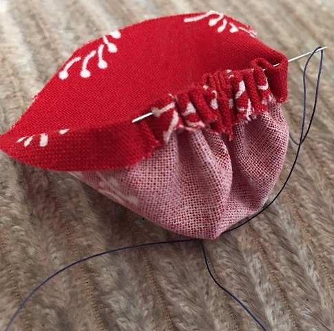 Perfect Quilting Yo-Yos - Step 2